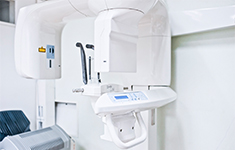 インプラント治療の歯科用CTを用いた検査と治療計画